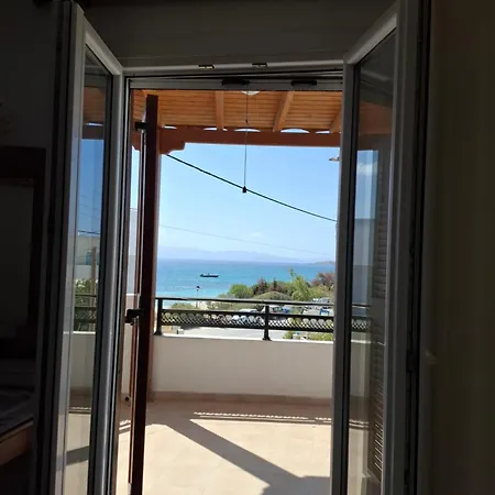 Summerfell Apartment