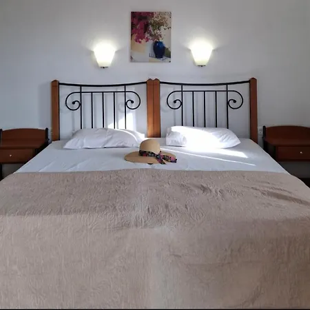 Summerfell Agia Anna (Naxos)